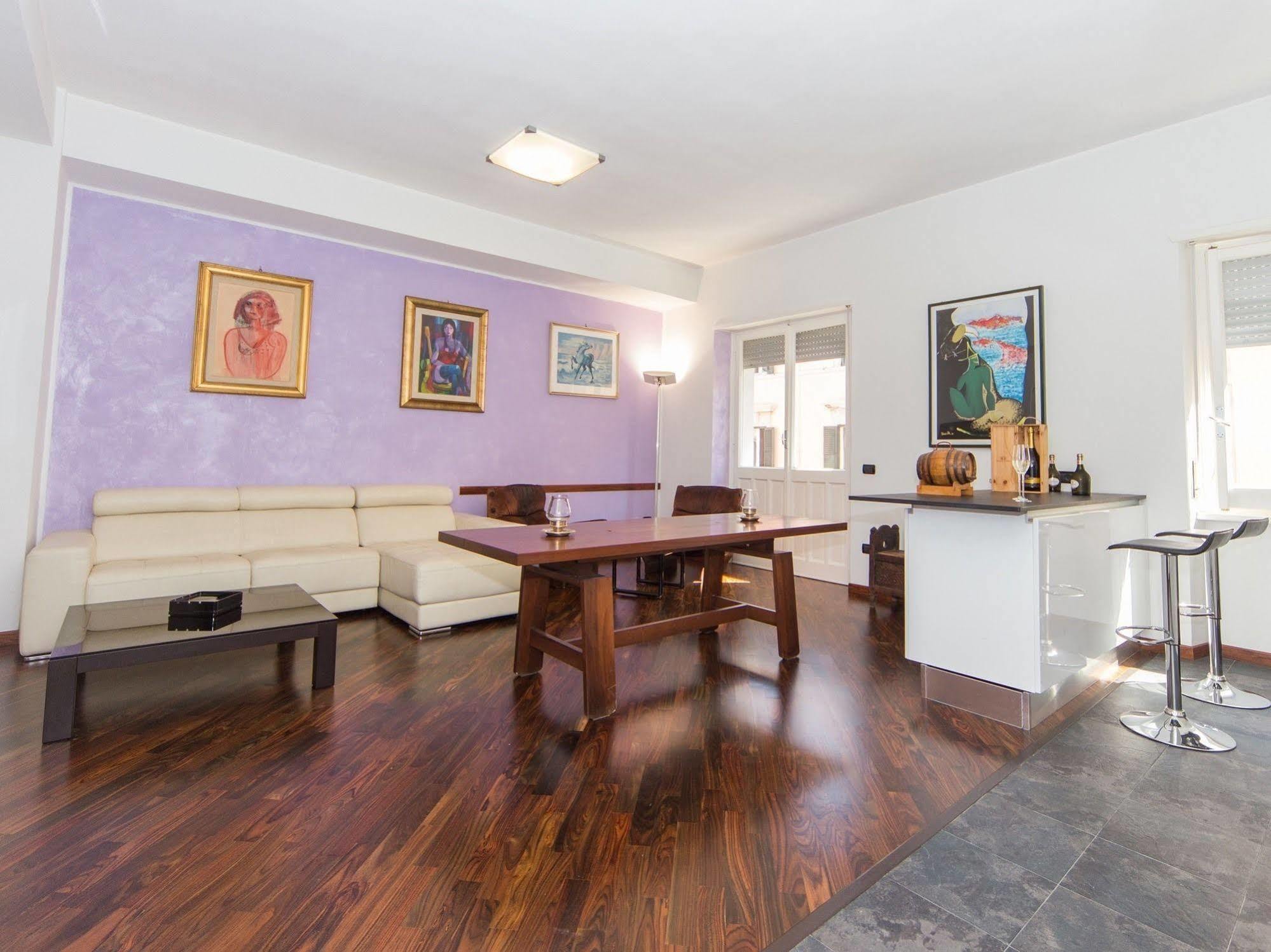 Domus Regis Bed and Breakfast Κάλιαρι Εξωτερικό φωτογραφία